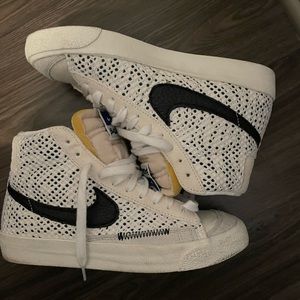 Nike Mid Blazer 77 (No Offers)